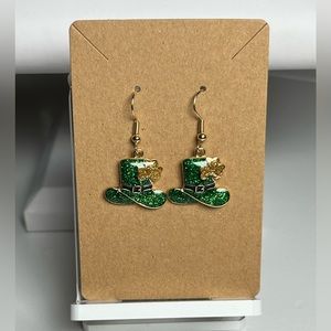 ☘️ St Patrick’s Day Top Hat Earrings | New!